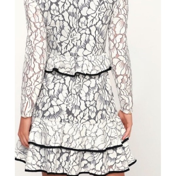 Keepsake Women's Encore Ruffle Lace Long Sleeve Mini Dress Size Small Cocktail S - Picture 8 of 8